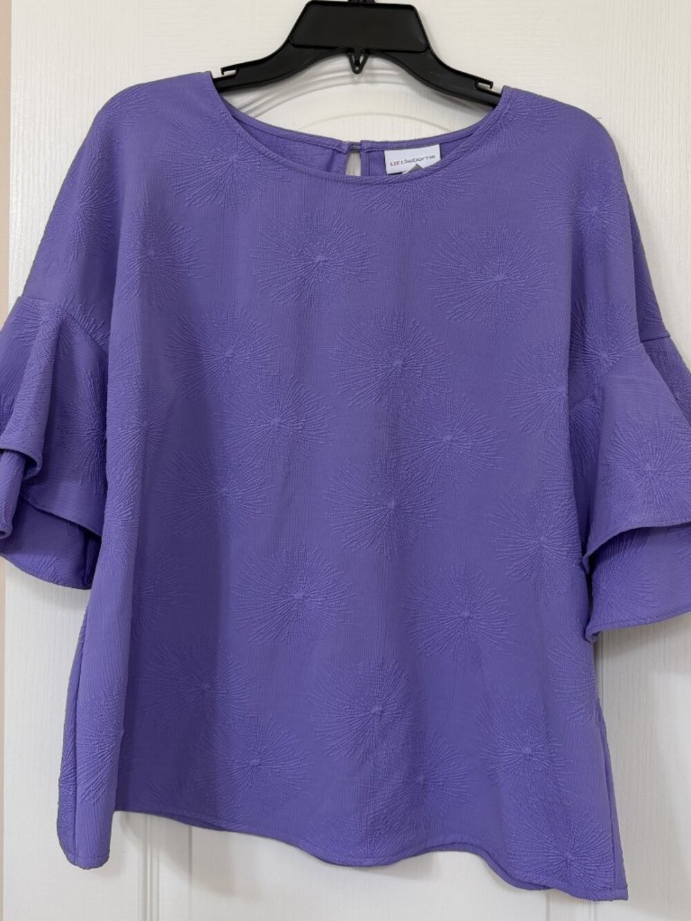 Women's Liz Claiborne Purple Top Size M